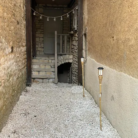 Au Nid D Amour Chablis Exterior photo